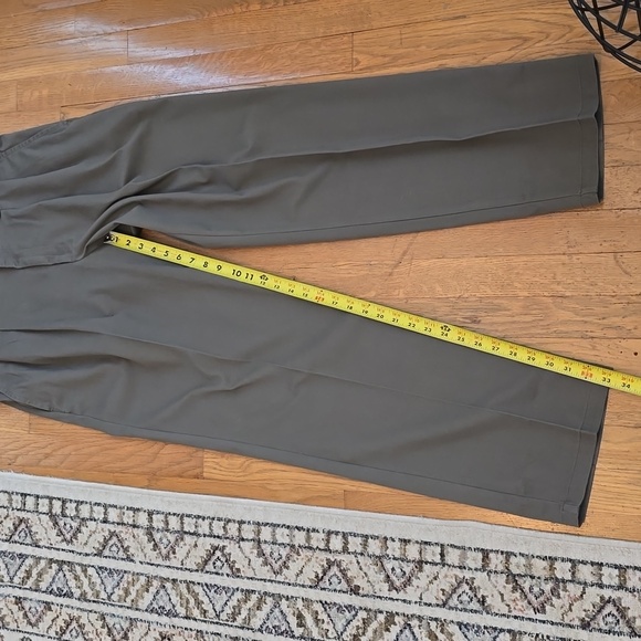 DOCKERS BRAND MENS BROWN KAKHI PANTS SIZE 36x34 - Picture 12 of 16